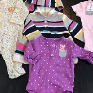lot of baby clothes girls 0-3 mons.